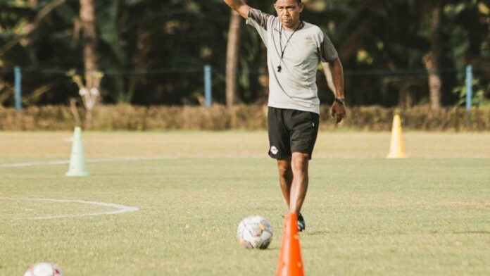 Pelatih Akademi Tokyo Verdy Puji Training Center Bali United