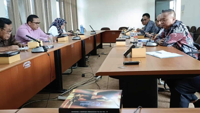 DPRD Ciamis Sebut DPMPD Lepas Tangan