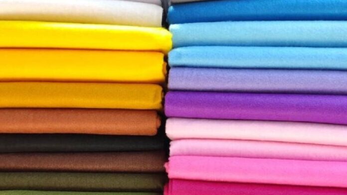 Bahan Flanel Polyester, Kain yang Terlihat Licin dan Mengkilap