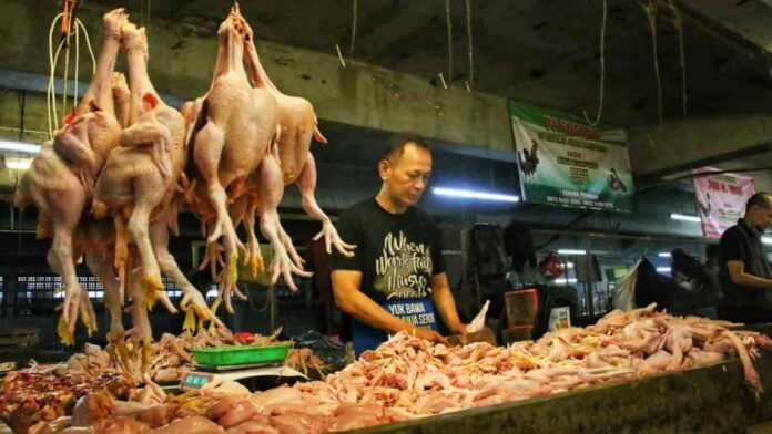 Stok kebutuhan pokok masyarakat di Kota Bandung stabil