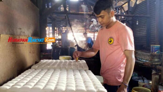 Kedelai Sempat Langka dan Mahal, Pedagang Tahu di Kota Banjar Kelimpungan