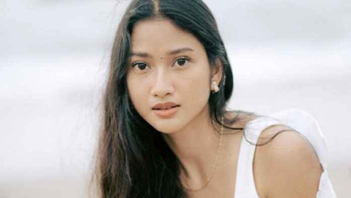 Claresta Taufan Debut Main Film