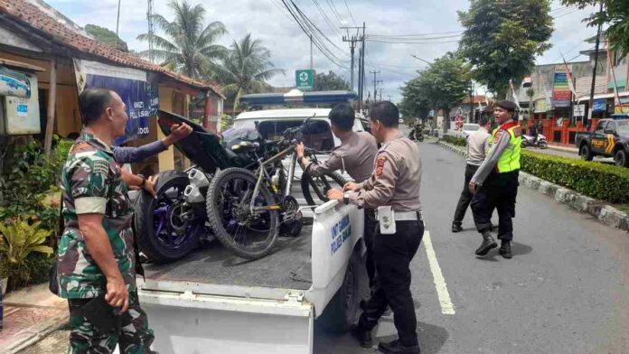 Tabrakan Motor dengan Sepeda di Banjar