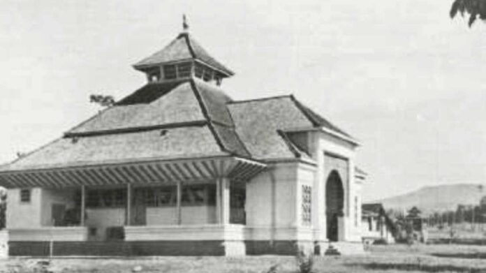 Masjid Tertua di Bandung Utara