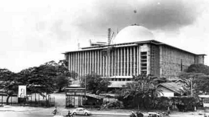 Sejarah Hari Istiqlal