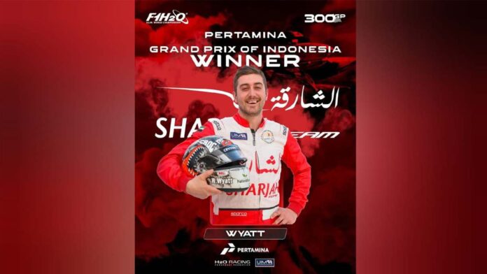 Rusty Wyatt Juara F1 Powerboat Danau Toba 2024