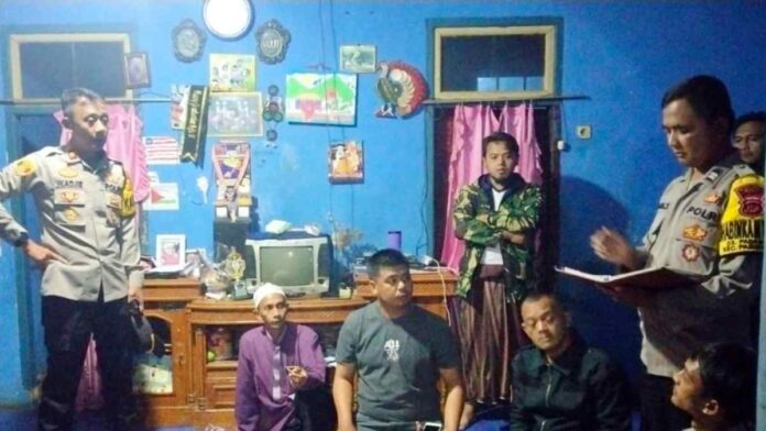 Terjerat Tagihan Pinjol, Pria di Garut Nekat Rampok Rumah Tetangga