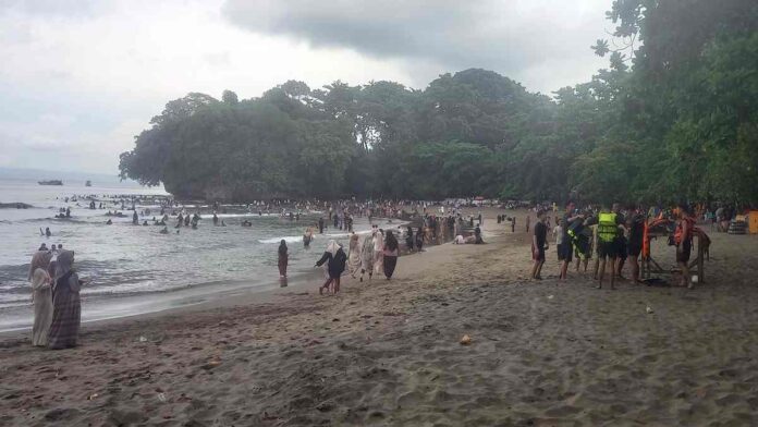 Tradisi Munggahan, Pantai Batukaras Pangandaran Jadi Buruan Wisatawan