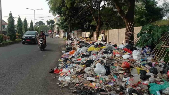 penanganan sampah di Kabupaten Bandung