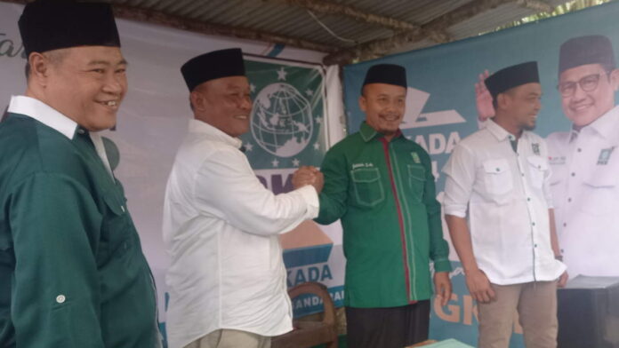 Pilkada Pangandaran, Dadang Solihat Resmi Daftar ke DPC PKB