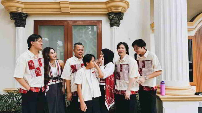 Mahalini Lebaran Bareng Rizky Febian