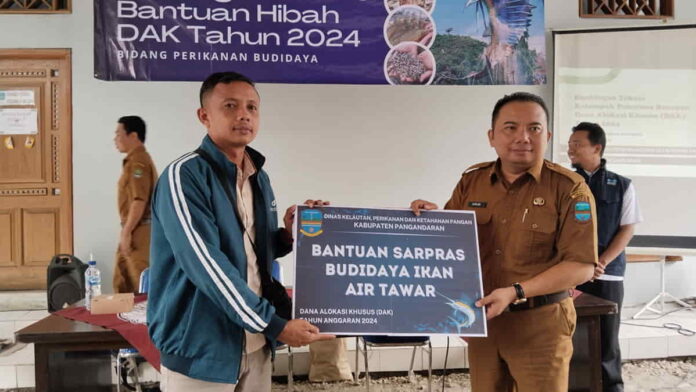 Bantuan Sarpras Budidaya Ikan Air Tawar