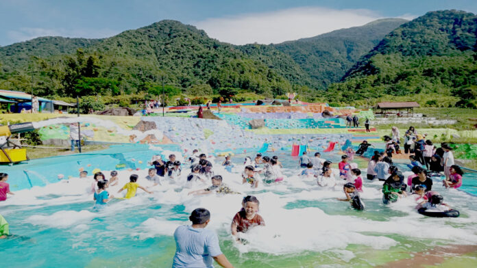 Bumi Pelangi Jalaksana Kolam Renang Indoor Terhits Kuningan