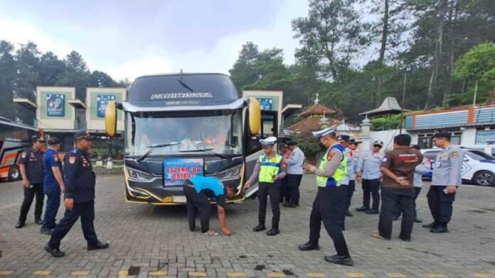 ramp check bus pariwisata