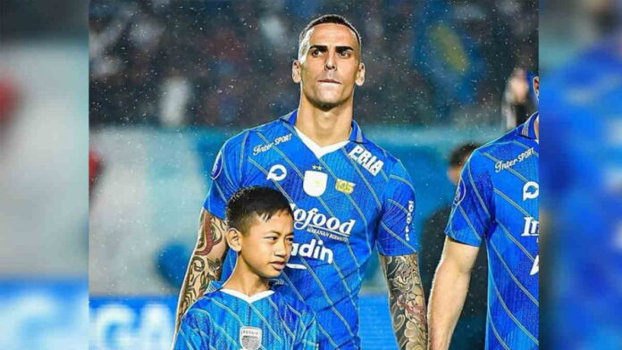 Alberto Rodriguez Masih Bertahan di Persib Bandung