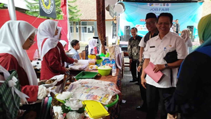 Disnaker Ciamis Apresiasi Kegiatan Job Fair SMK Taruna Bangsa