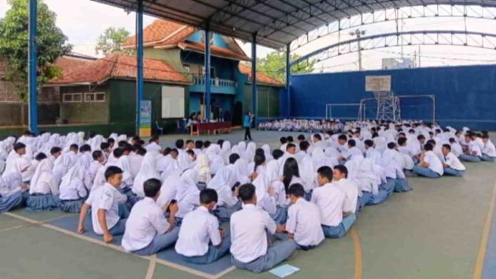 Edukasi Bahaya HIV/AIDS