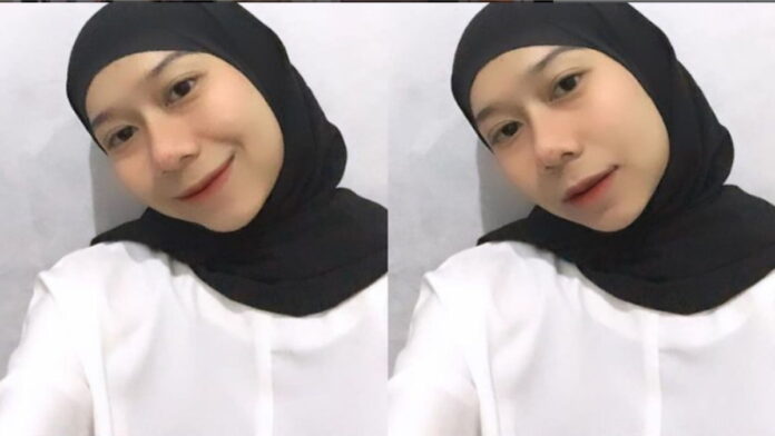 Kisah TikToker Shella Selpi Lizah Meninggal Dunia Usai Berjuang Lawan Kanker OvariumKisah TikToker Shella Selpi Lizah Meninggal Dunia Usai Berjuang Lawan Kanker Ovarium