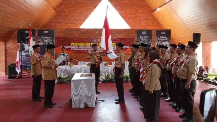 Nanang Permana Hadiri Pelantikan Pengurus Gerakan Pramuka Kwarran Cijeungjing Ciamis, Beri Pesan Ini!