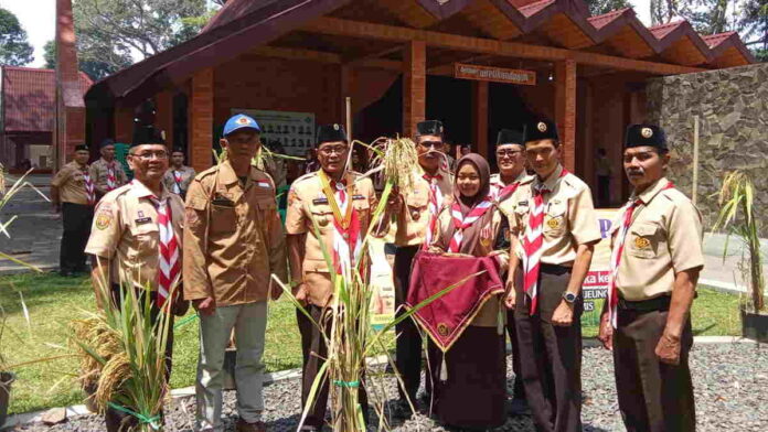 Tegaskan Gerakan Nanam Padi di Ciamis Tidak Bermuatan Politik, Nanang Permana: Saya Bukan Calon Apa-apa Tapi Program Tetap Jalan