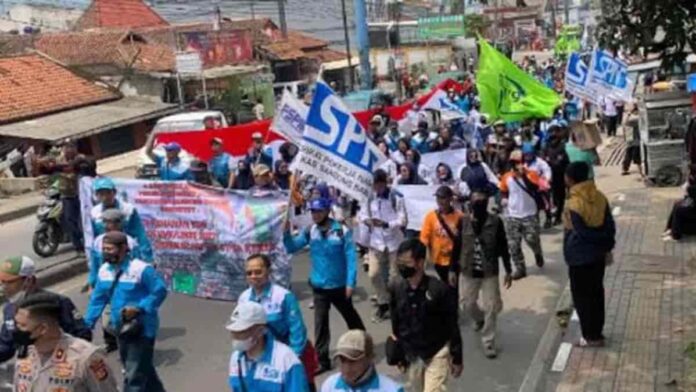 aksi buruh bandung barat