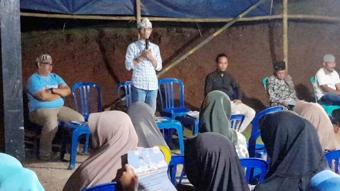 Blusukan ke Pagerbatu Kota Banjar, Pasangan BADAMI Terima Aspirasi Warga Masalah Air Bersih