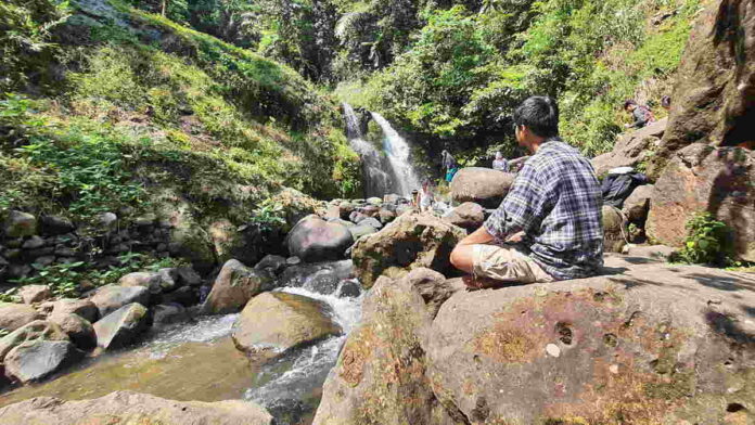 Menikmati Keindahan Curug Gorobog, Destinasi Wisata Alam di Sumedang