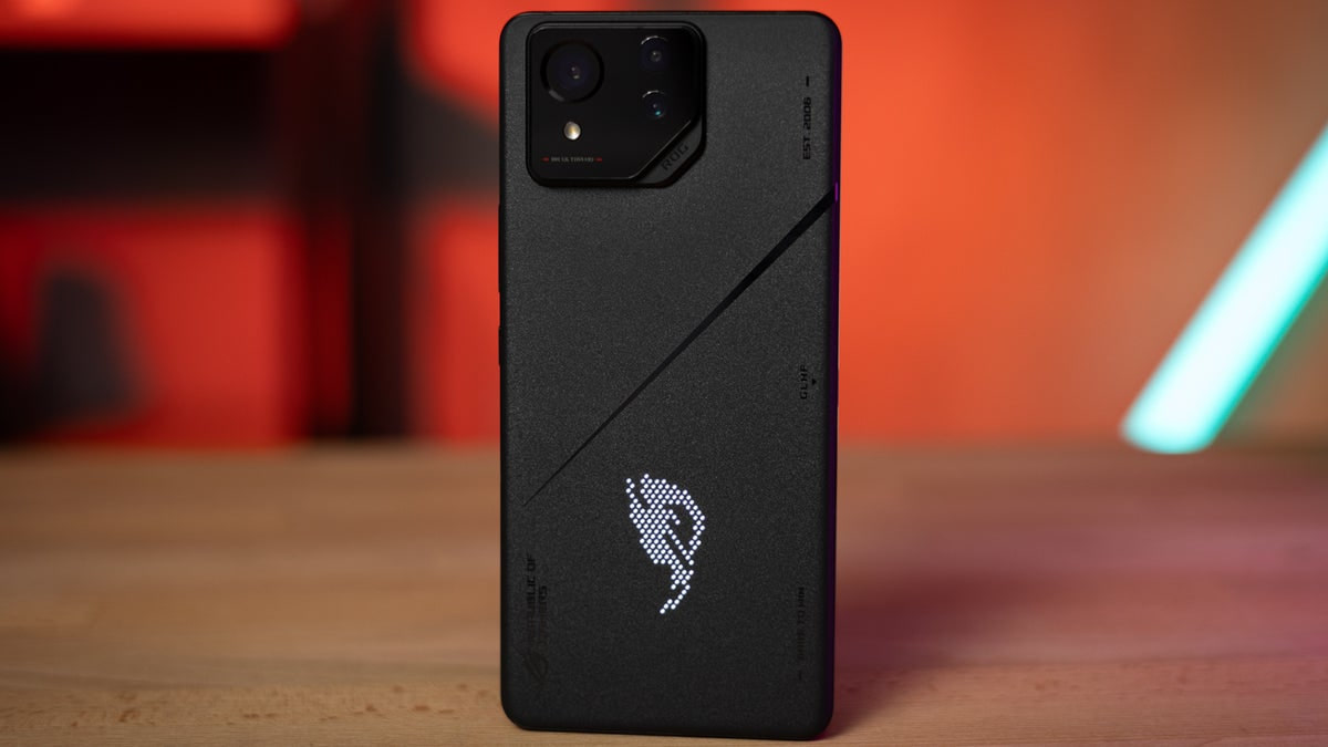 Asus ROG Phone 9 Pro, Smartphone Gaming Terbaik di 2024