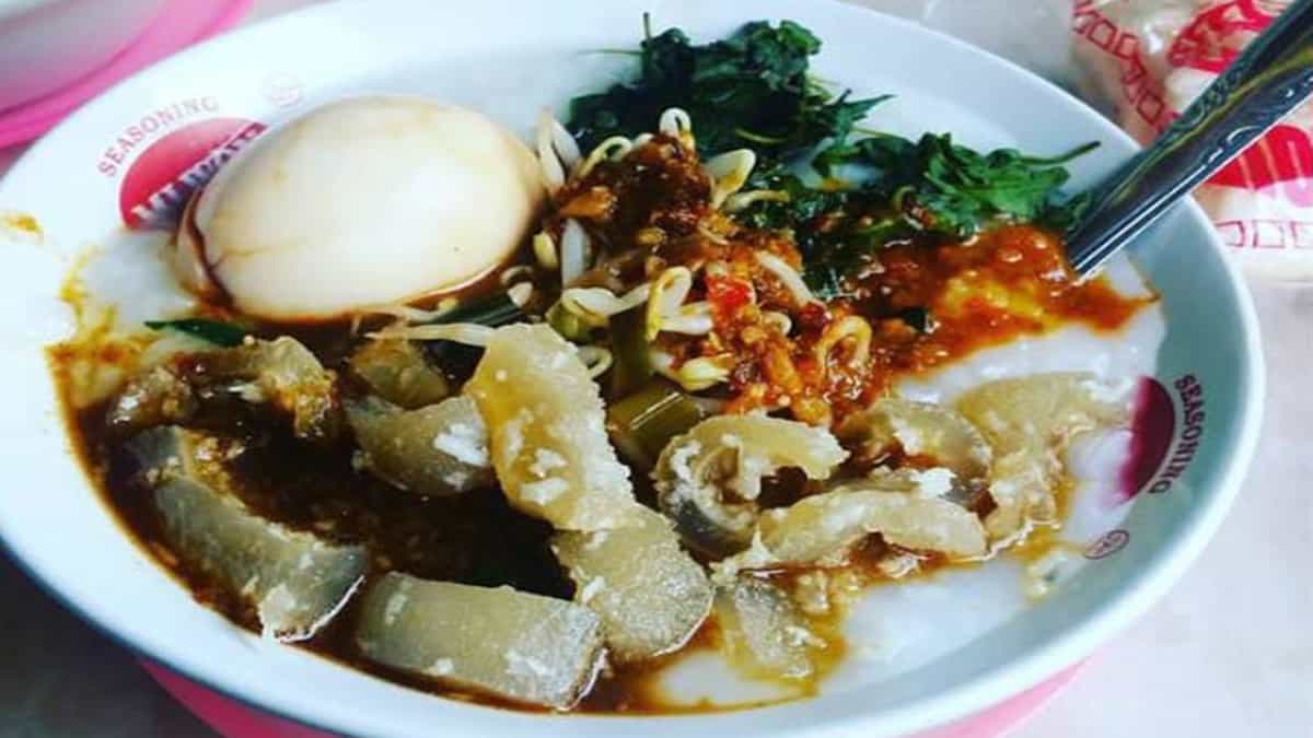 Kuliner Unik Burbacek Khas Indramayu, Bubur Lezat dengan Sensasi Kuah Ikan Pindang