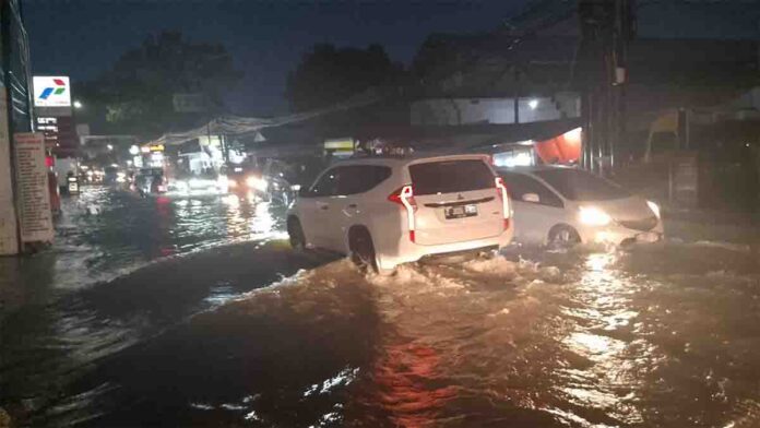 Banjir SPBU Mangkubumi