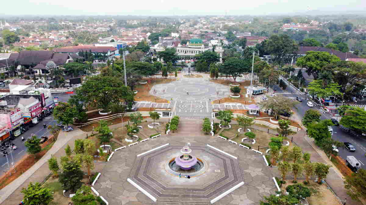 Kabupaten Ciamis Identik dengan Warna Ungu, Ternyata Ini Maknanya