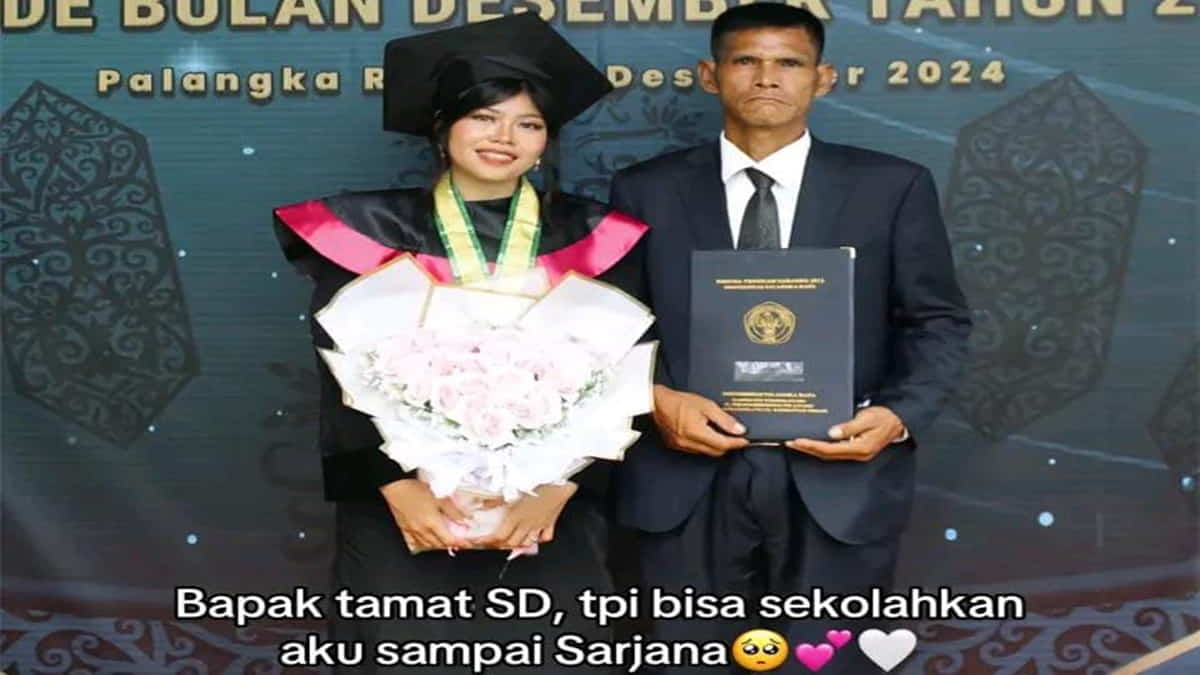 Viral Anak Penjual Tas Keliling Bagikan Momen Wisuda Bersama Ayah: Kayaknya Bapak yang Paling Miskin