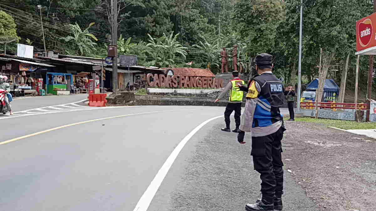 Pantauan Arus Lalu Lintas di Sumedang Jelang Pergantian Tahun, Jalur Bandung-Cirebon Lancar