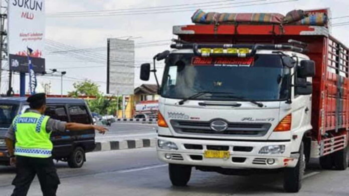 pembatasan operasional truk dan delman