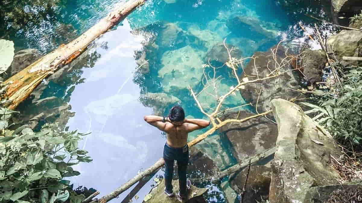 Situ Biru Cilembang, Destinasi Wisata Alam dengan Suasana yang Masih Asri di Sumedang