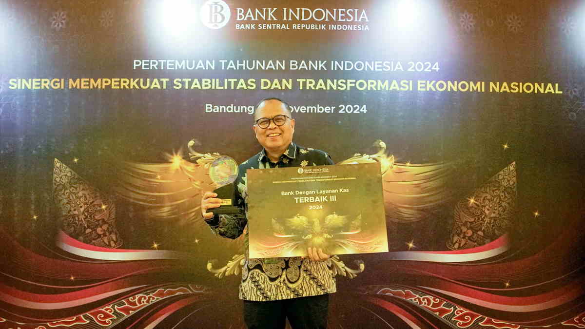 Terapkan Layanan Kas Terbaik, bank bjb Diganjar Penghargaan dari BI