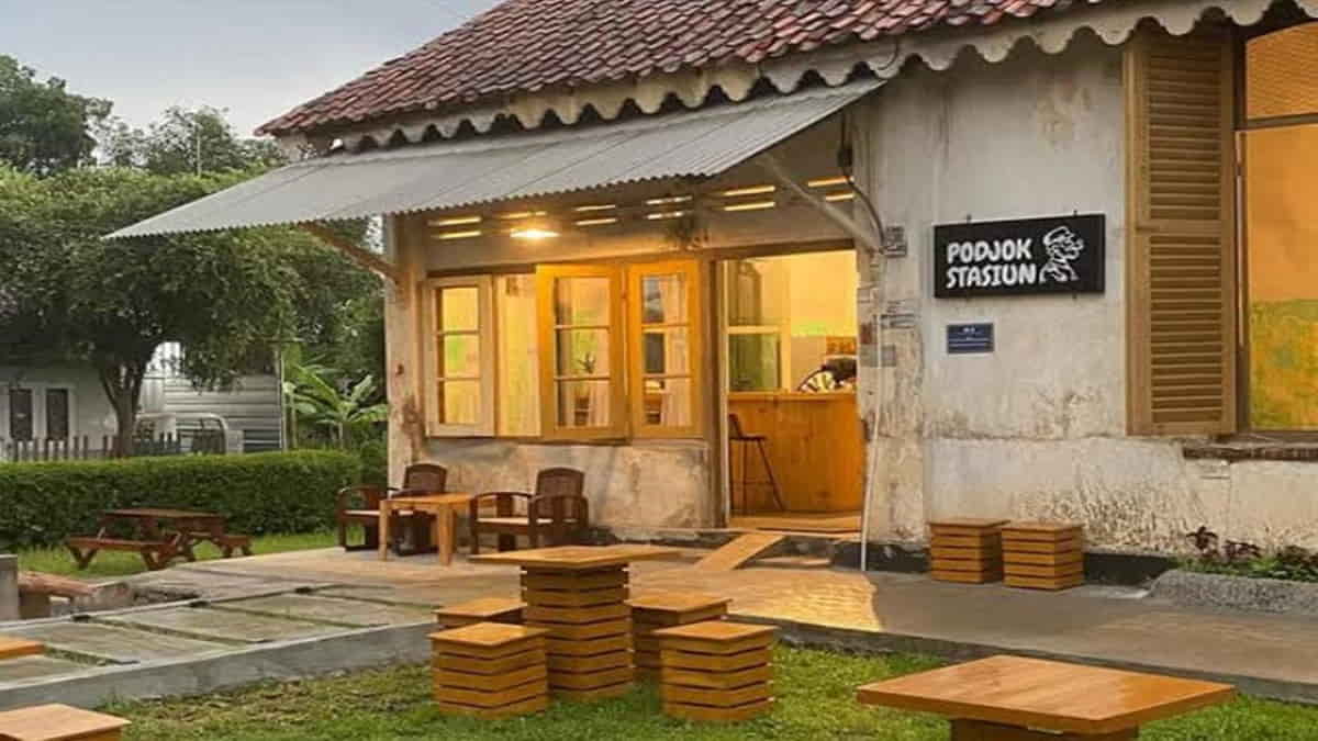 Ciamis Punya Cafe Baru: Podjok Stasiun, Nostalgia Ngopi di Rumah Tua Sambil Nunggu Kereta