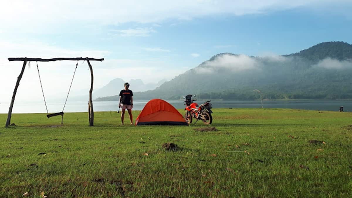 Destinasi Wisata Parang Gombong Purwakarta, Tempat Favorit untuk Camping dan Memancing