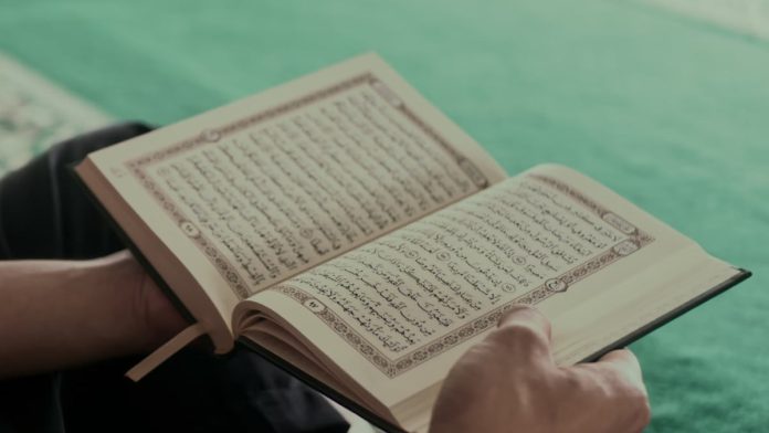 Kandungan Surat Hud Ayat 112, Perintah untuk Istiqomah