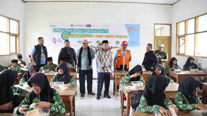 Kemenag Kabupaten Tasikmalaya Uji Coba Makanan Bergizi Gratis untuk Santri