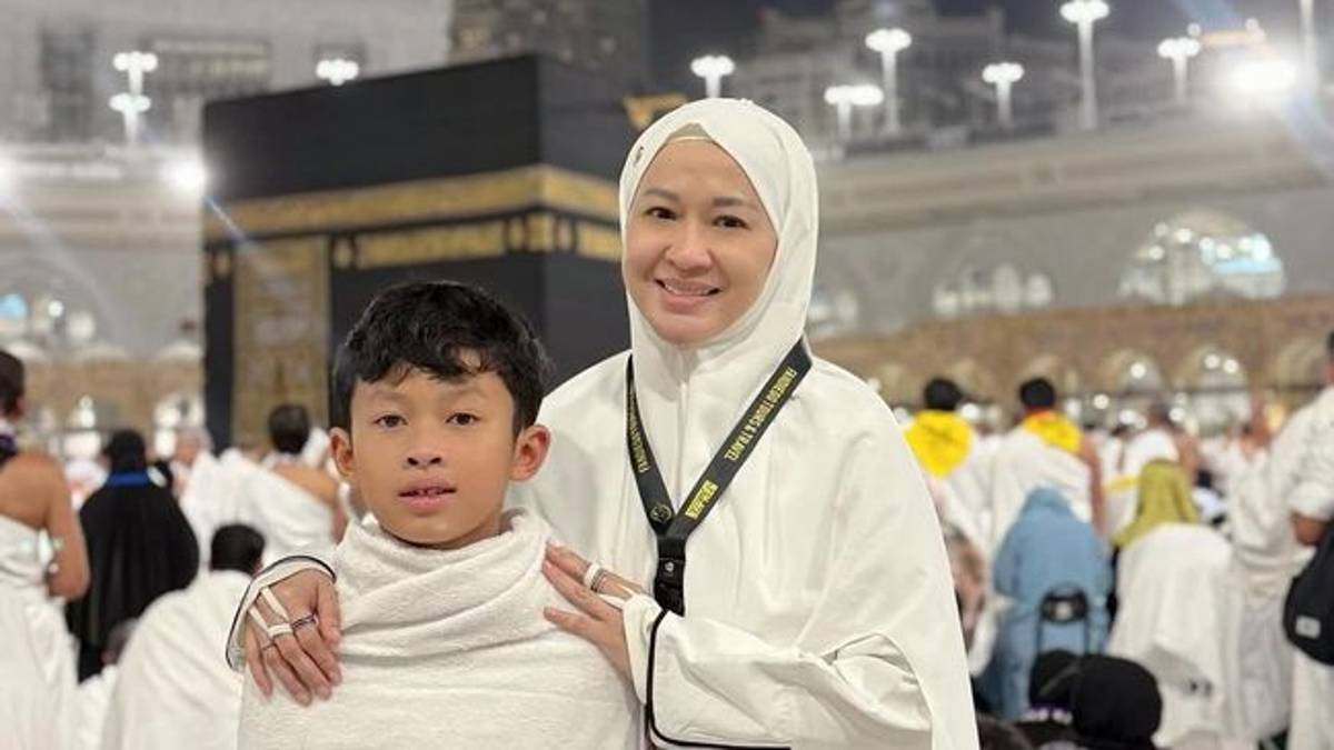 Okie Agustina Umrah, Ucapkan Terima Kasih Kepada Sang Putra