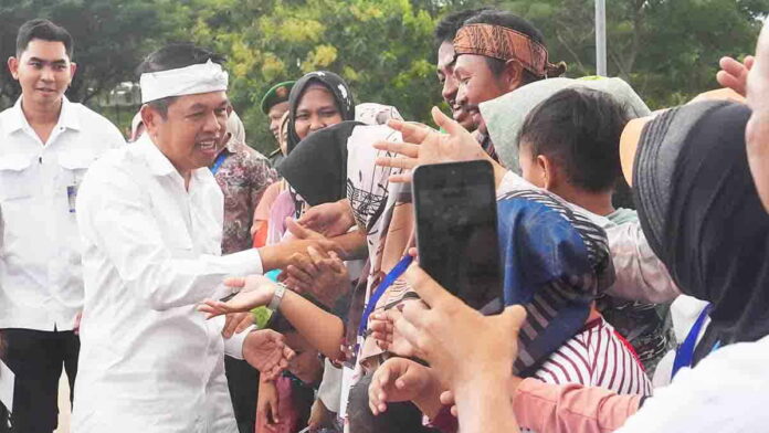 Rumah belum teraliri listrik