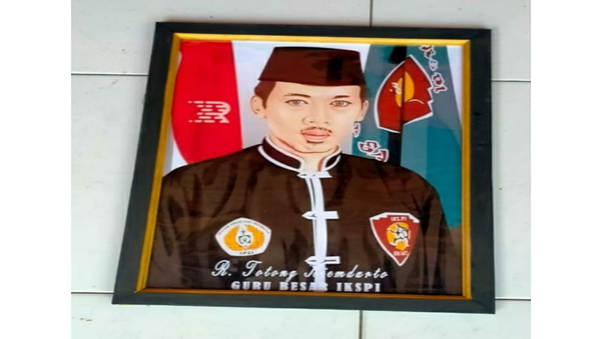 Sejarah Raden Totong Kiemdarto Guru Besar IKSPI Kera Sakti