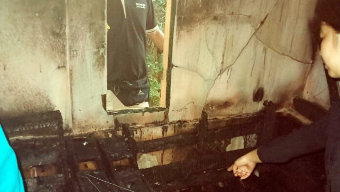 Suami Bakar Rumah Istrinya di Tasikmalaya