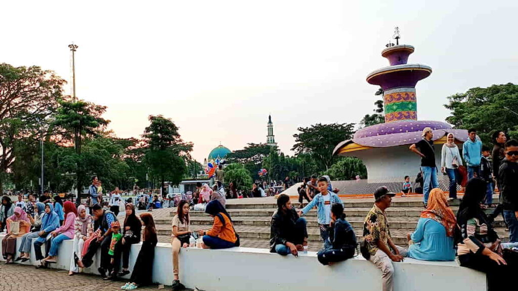 Taman dan Alun-Alun Ciamis dan Kota Banjar