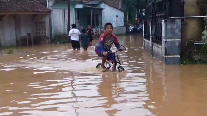 Banjir di Cimanggung Sumedang