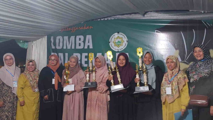 Ibu-ibu Majelis Taklim Roudlotunnisa Ciamis Luar Biasa, Gelar Lomba Dai Remaja dari Pagi Sampai Malam