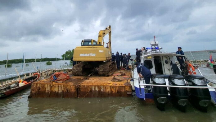 pagar laut bekasi