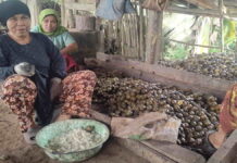 Pembuat kolang-kaling di Pamarican Ciamis kebanjiran pesanan