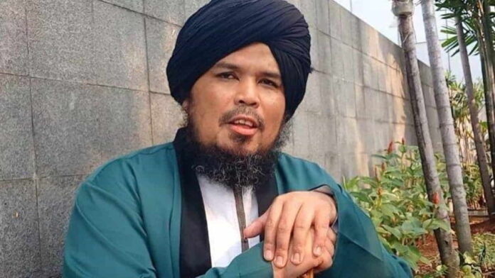 Ustaz Derry tanggapi konflik Lolly Meizani